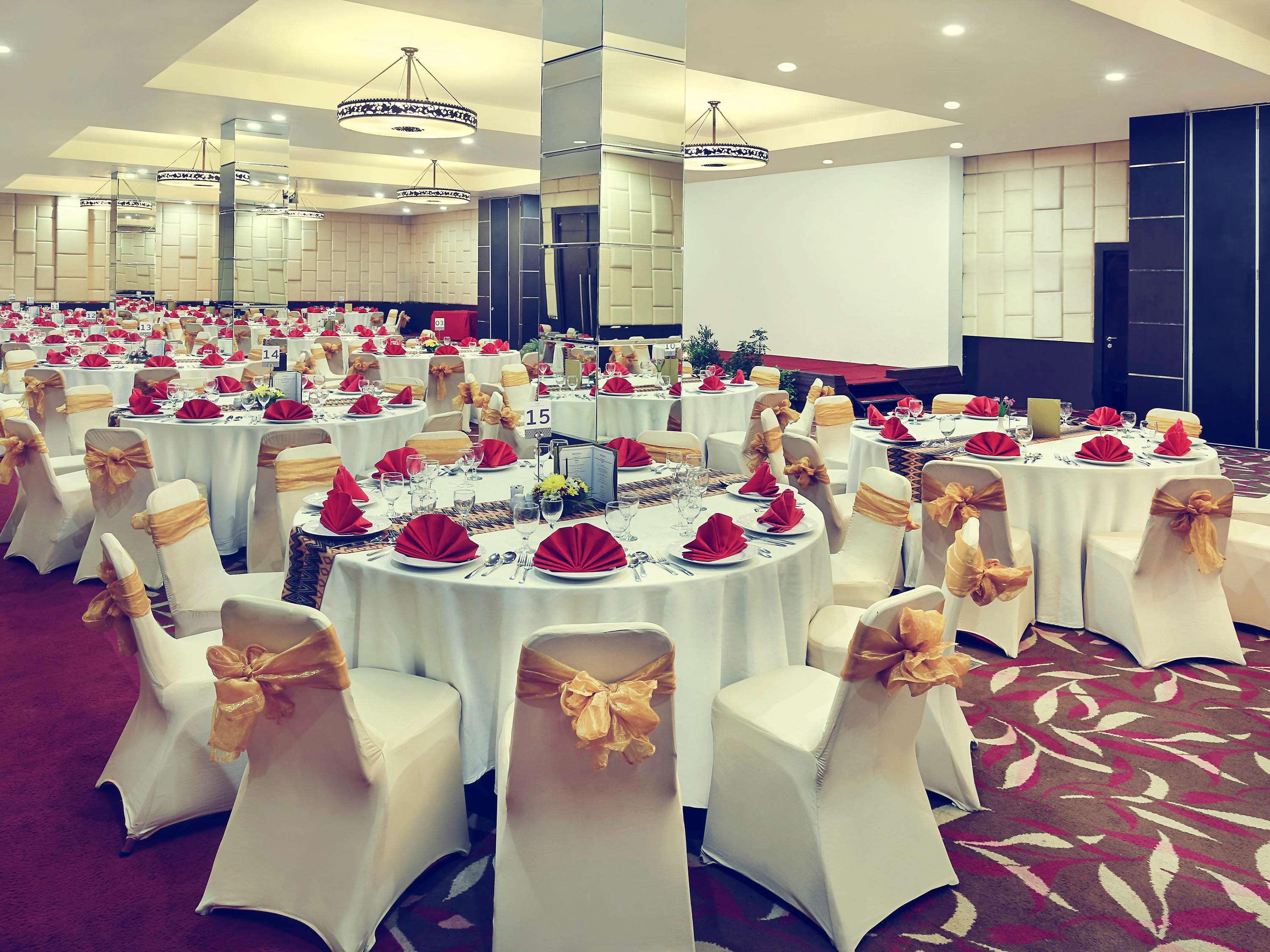 Mercure Pontianak City Center Ngoại thất bức ảnh