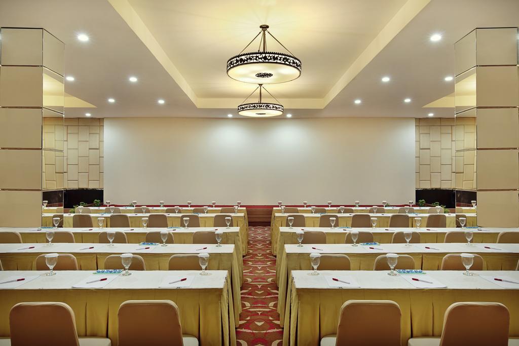 Mercure Pontianak City Center Ngoại thất bức ảnh