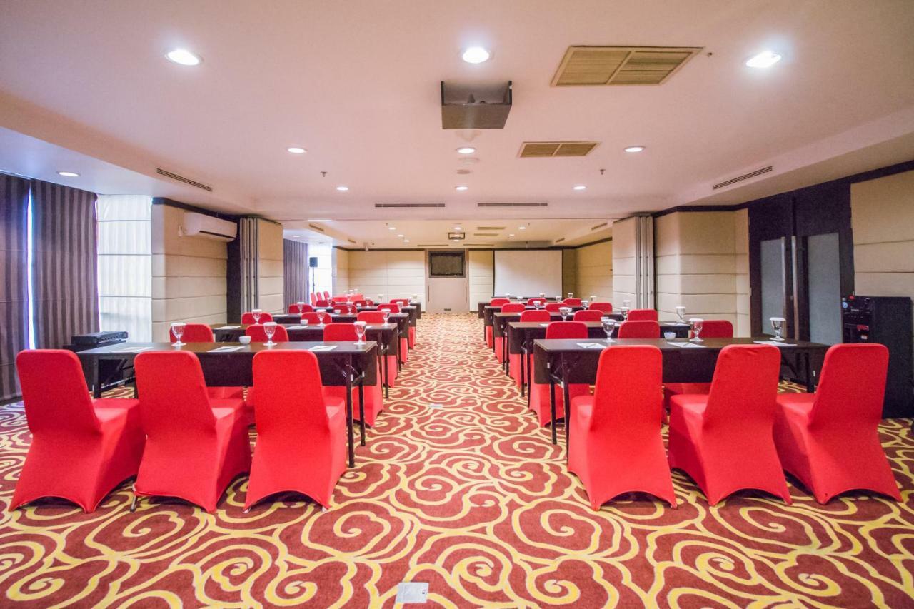Mercure Pontianak City Center Ngoại thất bức ảnh