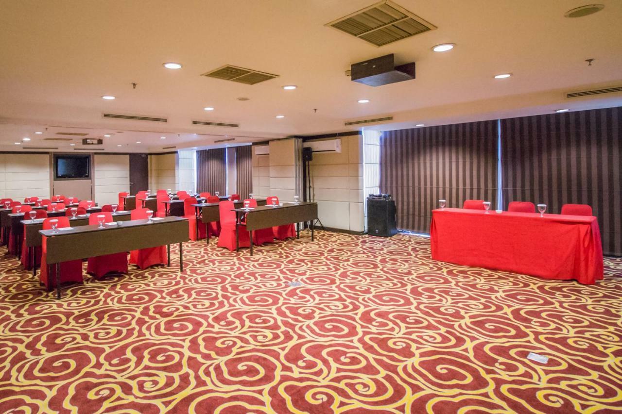 Mercure Pontianak City Center Ngoại thất bức ảnh